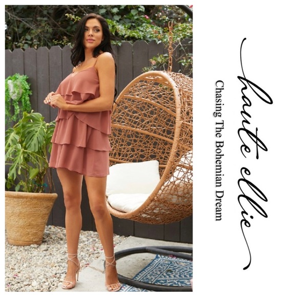 Ruffle Rose’ Romper - Picture 3 of 5